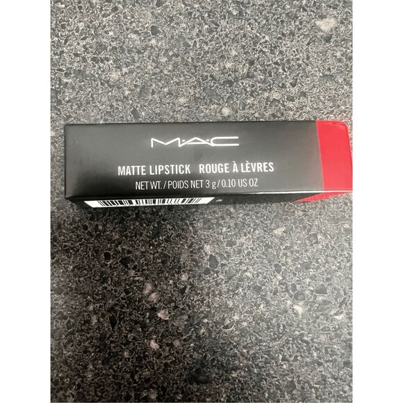 Mac Silky Matte Lipstick - Picture 4 of 5